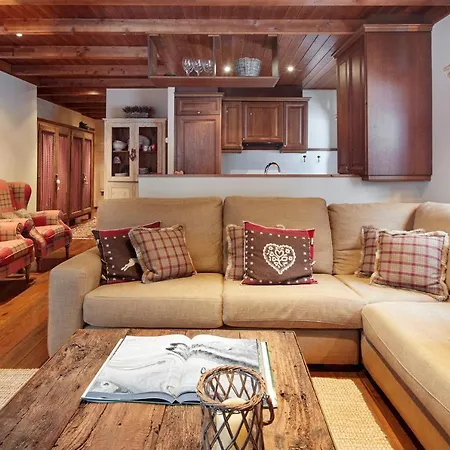 Apartment Val De Ruda Luxe 65 By Feelfree